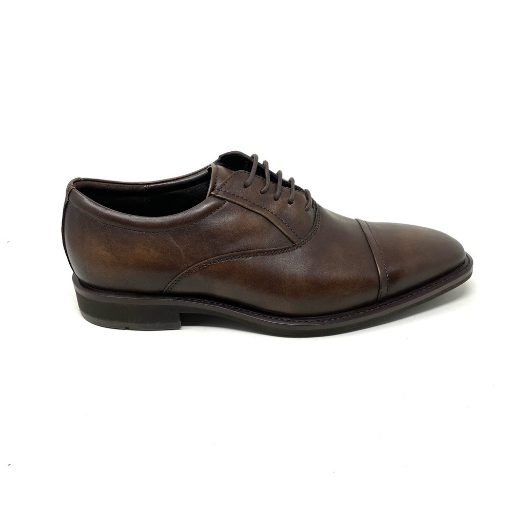 ECCO Men's Calcan Cap Toe Oxford in brown